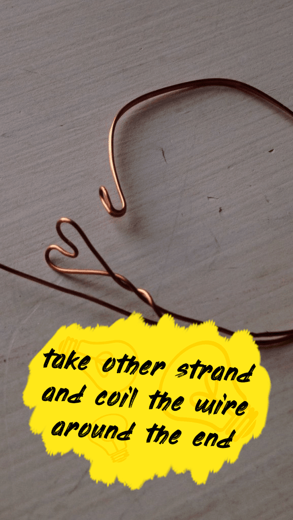 Copper Wire Heart Bracelet in Under 5 Minutes - Your DIY Projects